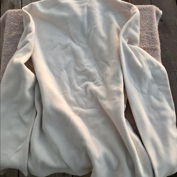 Fleece pullover - Picture 2 of 3